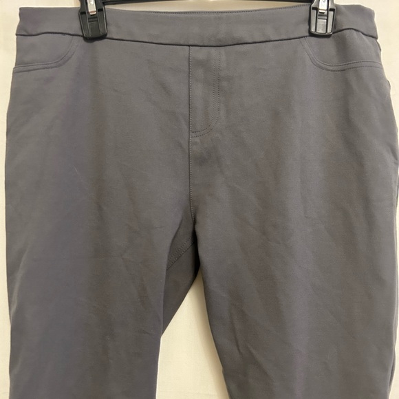 Soft Surrounding Gray Stretch Cropped Pants‎ Size Petite Large - Picture 2 of 7